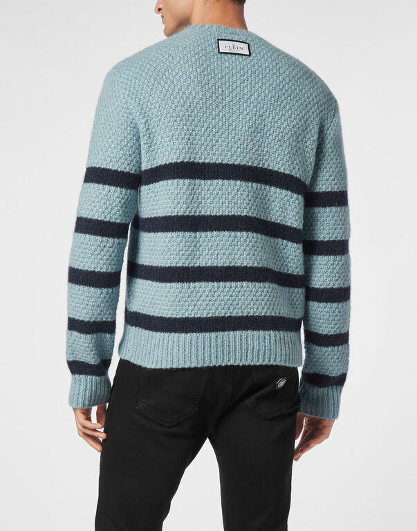 Pullover Round Neck Long-Sleeve Patches