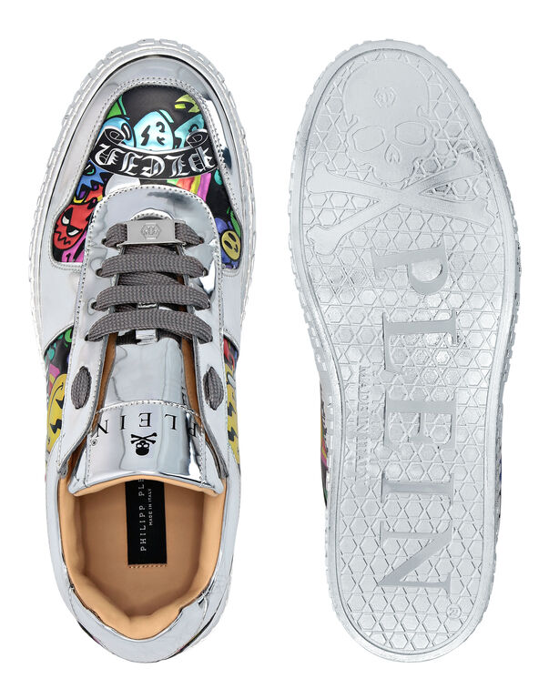 Mirror Leather Lo-Top Sneakers Smile