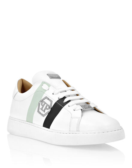 Leather Lo-Top Sneakers Hexagon