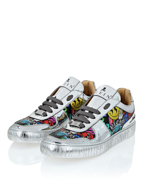 Mirror Leather Lo-Top Sneakers Smile
