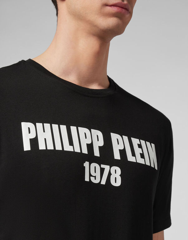 Absurd betrouwbaarheid Interessant T-shirt Round Neck SS PP1978 | Philipp Plein