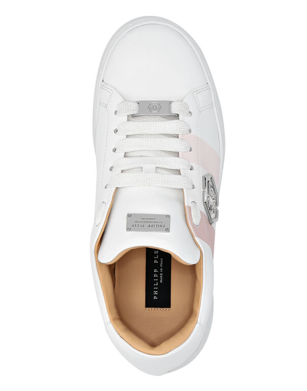 Leather Lo-Top Sneakers Hexagon