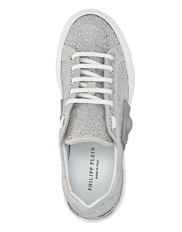 LO-TOP SNEAKERS PHANTOM KICK$ SUEDE WITH STRASS SKULL