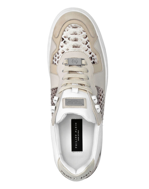 Python Lo-Top Sneakers G.O.A.T. TM