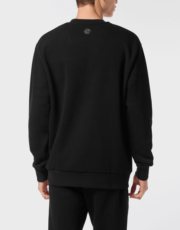 Round Neck Sweatshirt Crystal Skull
