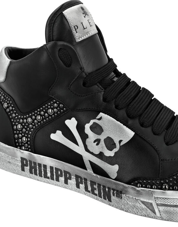Nappa Leather Hi-Top Sneakers Studs Retrokickz TM