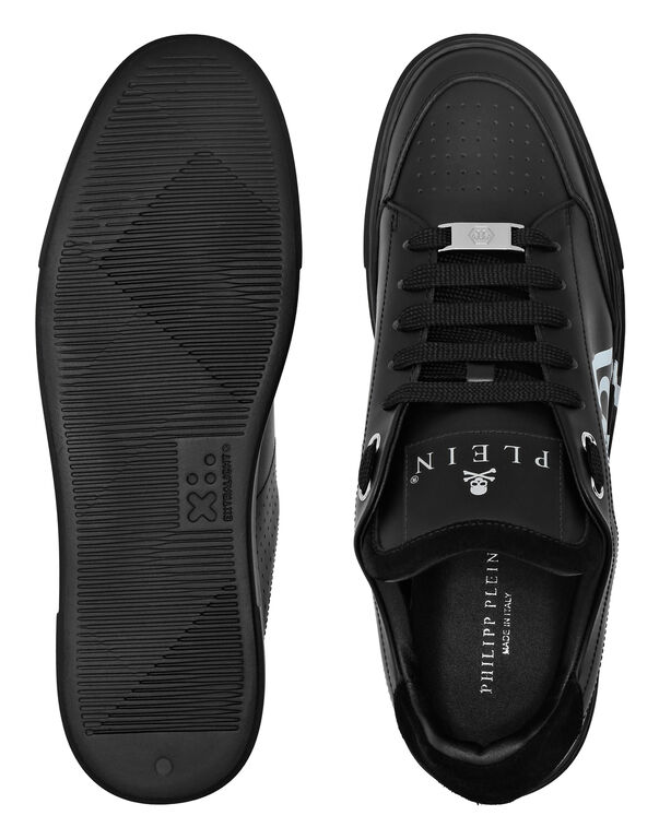 Low-Top Sneakers Carson Hexagon