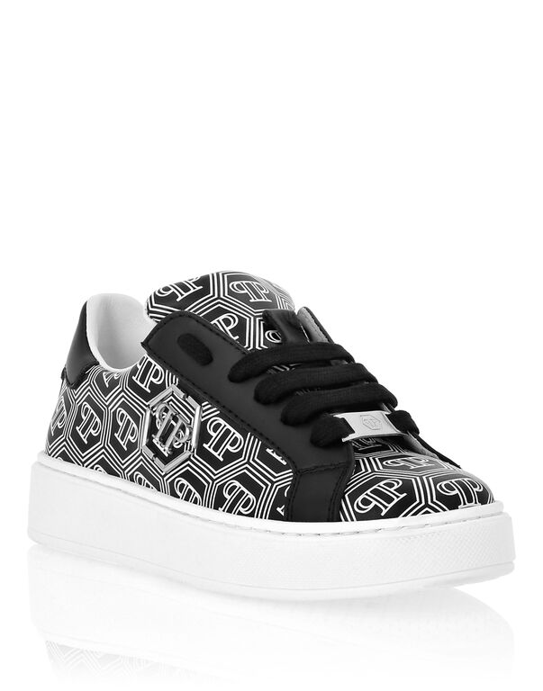 Leather Lo-Top Sneakers Hexagon Monogram