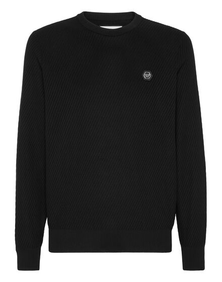 Round Neck Pullover
