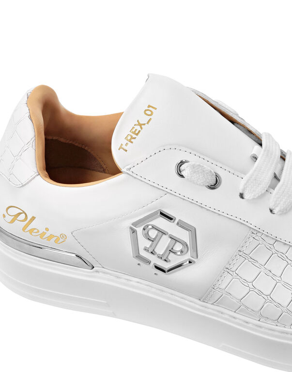 Low-Top Sneakers
