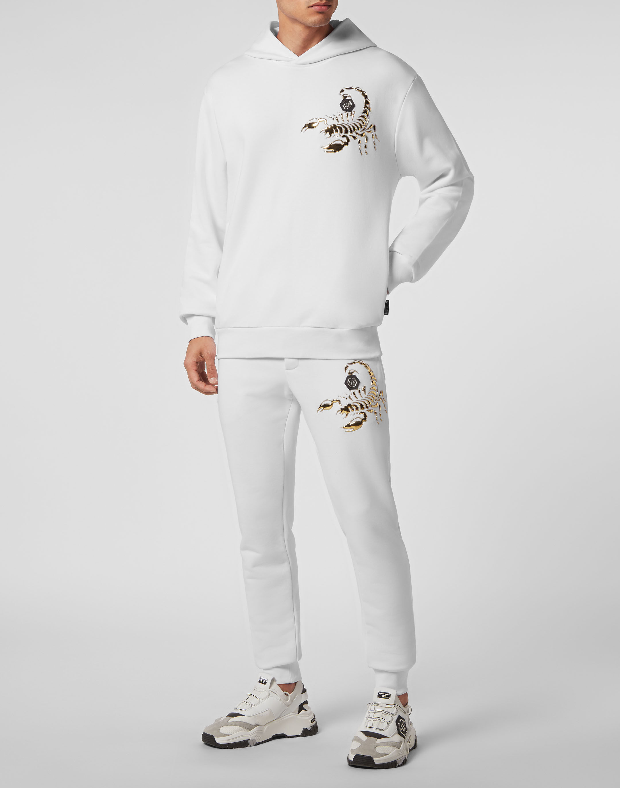 Criminal damage outlet scorpion sweatshirt