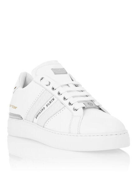 Low Top Sneakers
